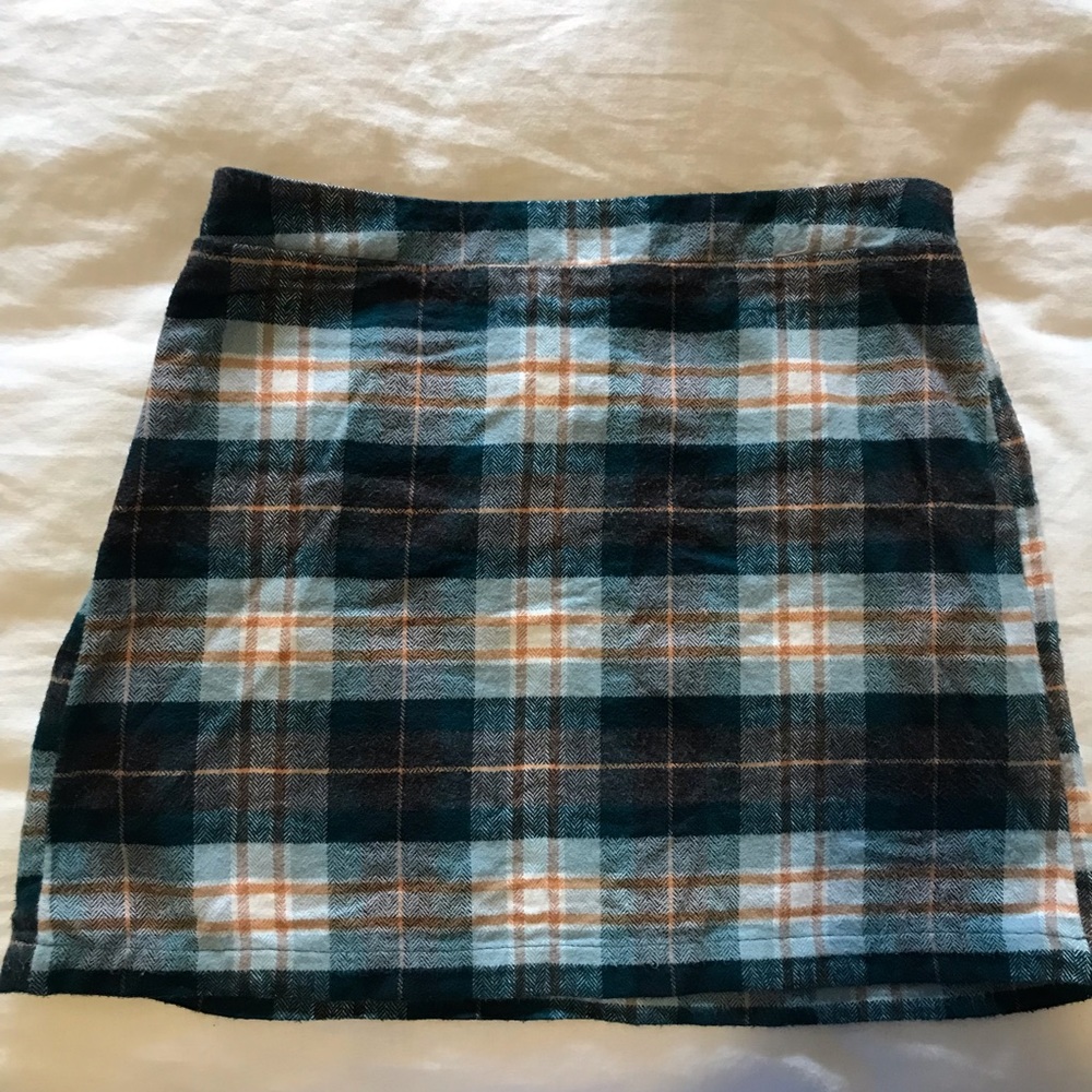 American Eagle plaid mini skirt.